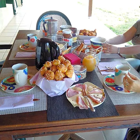 Couette-café La Mancine Laulan 3*